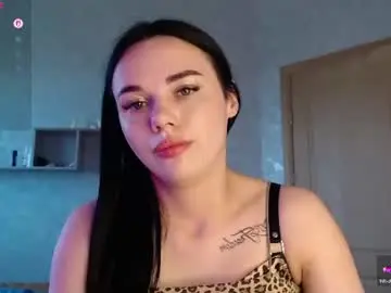 Kseni_a  live sex cam