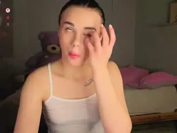 Kseni_a  live sex cam