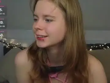 Lyucy  live sex cam