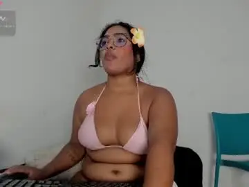 Maya_graham_  live sex cam