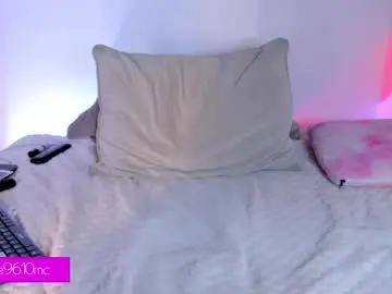Mcdonald_ellie  live sex cam