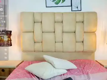 Mila_saint1  live sex cam
