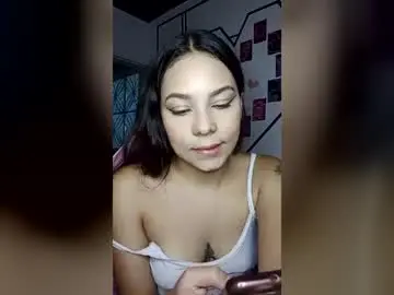 Mmisaa  live sex cam
