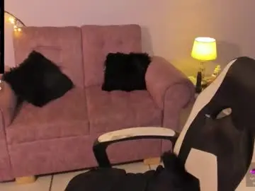 Princess_foxxxy1  live sex cam