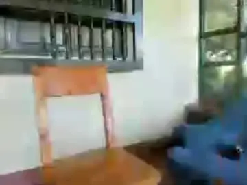 Sarazuletaa  live sex cam
