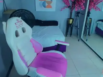 Sofi_monroeee  live sex cam