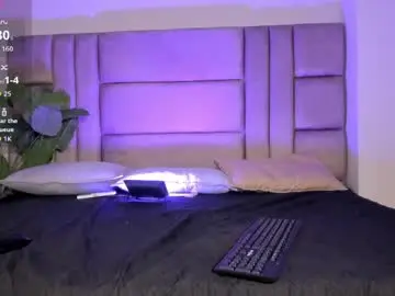 U4e_meg  live sex cam