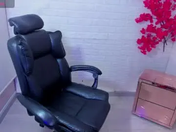 Babydollxsg  live sex cam