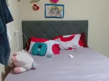 Candy_cutie_  live sex cam