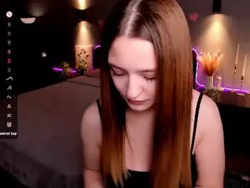 Cherrykissis  live sex cam