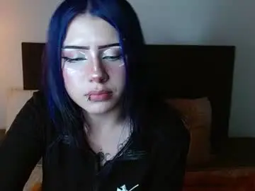 Fyreandfox_  live sex cam