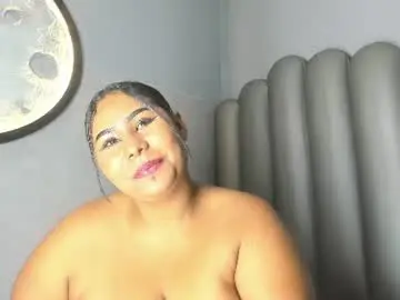 Golden_kiss23  live sex cam