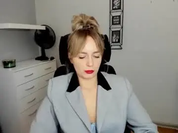 Karenenergy  live sex cam