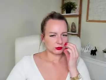 Karenenergy  live sex cam