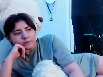 Louracliatt  live sex cam