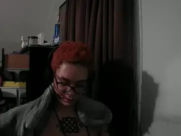 Nickythehawtie  live sex cam