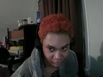 Nickythehawtie  live sex cam