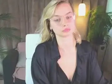 Noramoreau  live sex cam