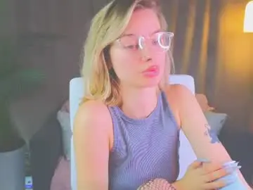 Noramoreau  live sex cam