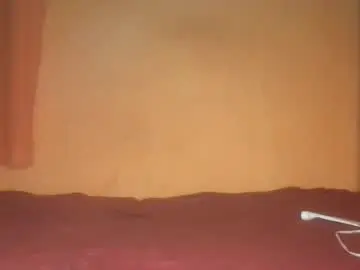 Pocahontas2028  live sex cam