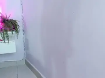 Anyconnor  live sex cam