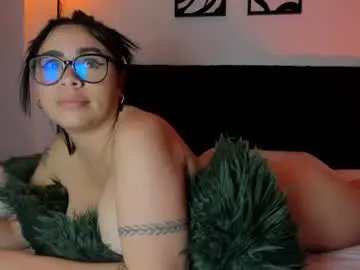 Im_maitee  live sex cam