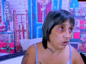 Indianroxy27  live sex cam