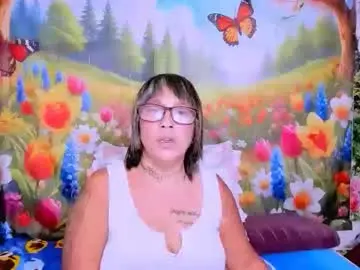 Indianroxy27  live sex cam