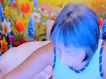 Indianroxy27  live sex cam