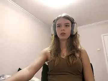 Lateshastarnaud  live sex cam