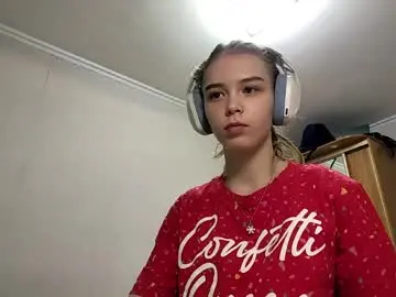 Lateshastarnaud  live sex cam