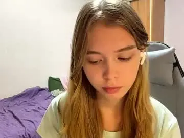 Lateshastarnaud  live sex cam