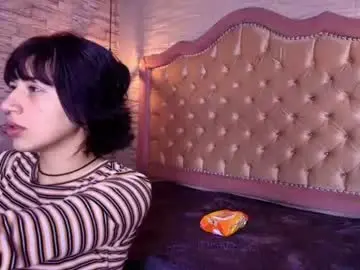 Narastorn  live sex cam