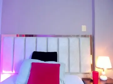 Nebulalustt  live sex cam