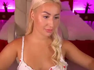 Paolamola  live sex cam