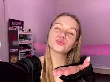 Tenishatapley  live sex cam