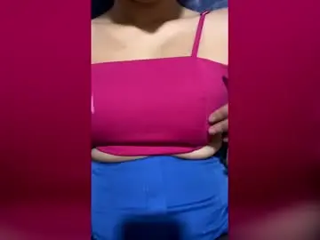 Ajuliaa  live sex cam