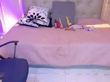 Chloerossee  live sex cam