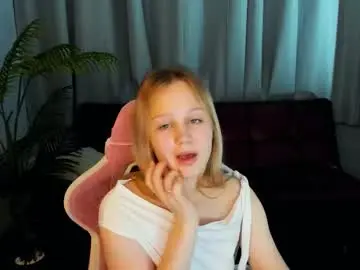 Fallenlane  live sex cam