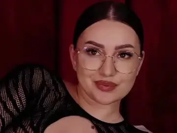 Kiannasins  live sex cam