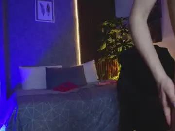 Kitty_whiteee  live sex cam