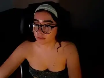 Lilmisscloud  live sex cam