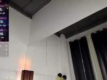 Lucyrayy  live sex cam