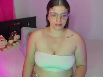 Luz_gomez  live sex cam