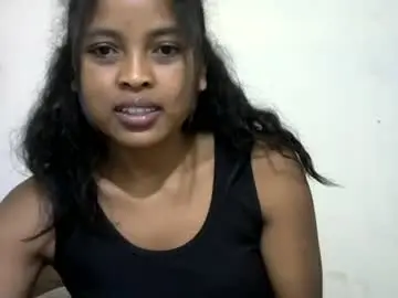 Lyndacla  live sex cam