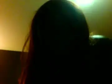 Nikkii304  live sex cam