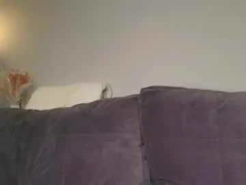 Onlykira  live sex cam