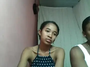 Sinah039  live sex cam
