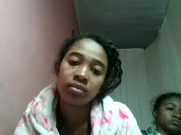 Sinah039  live sex cam