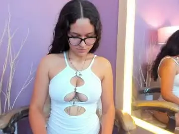 Vailoetharris  live sex cam